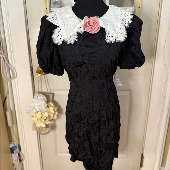 Yasmin Mini Dress - Picture 4 of 8